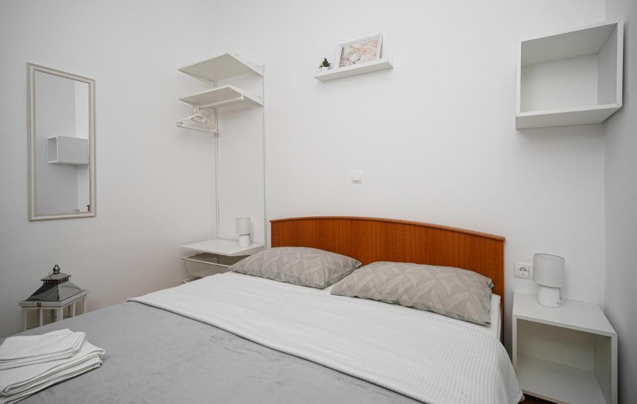 Apartman Rusula โวดีเซ ภายนอก รูปภาพ