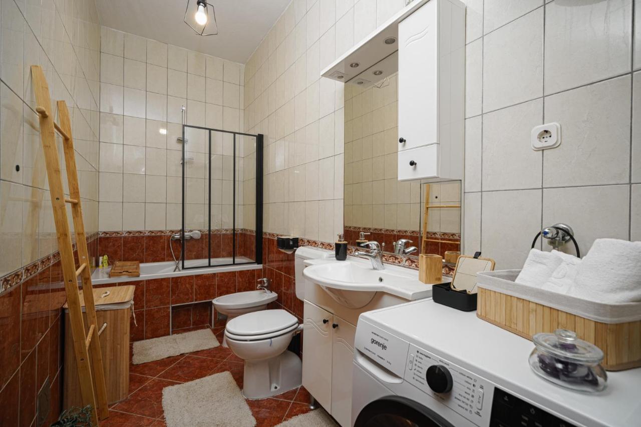 Apartman Rusula โวดีเซ ภายนอก รูปภาพ