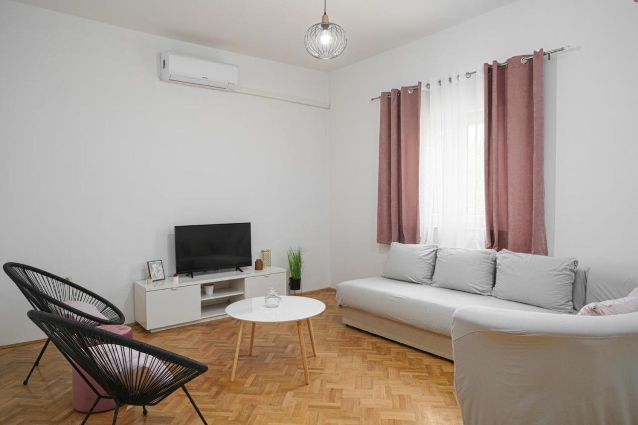 Apartman Rusula โวดีเซ ภายนอก รูปภาพ